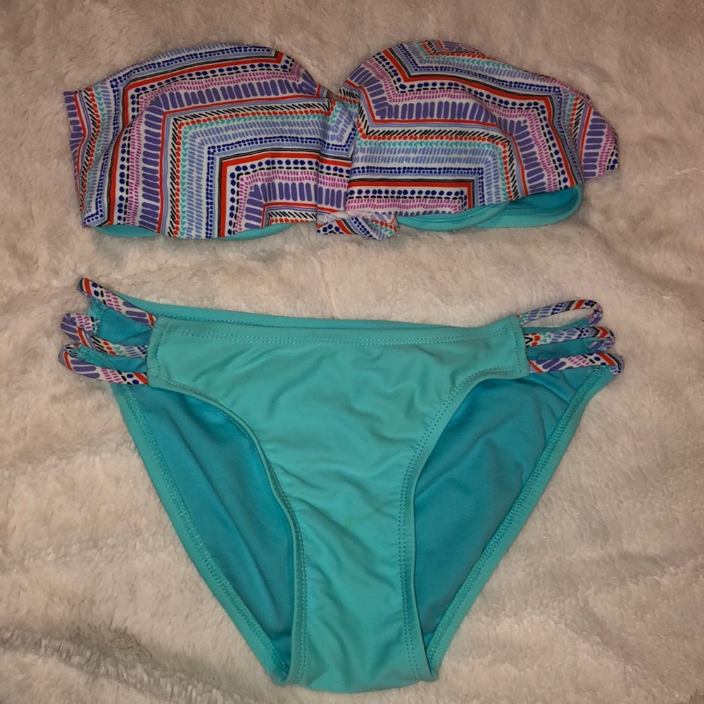 Bathing suit